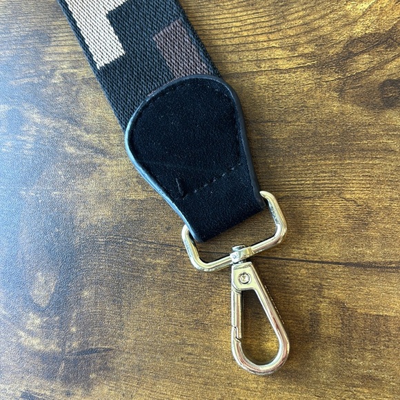 Stylish Brown and Black crossbody Bag Strap - Picture 3 of 4